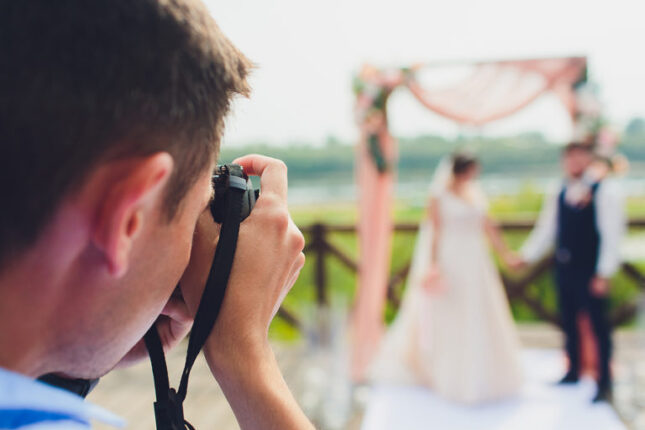 7-Factors -to-Consider-When-Choosing-Adelaide-Wedding-Photographer